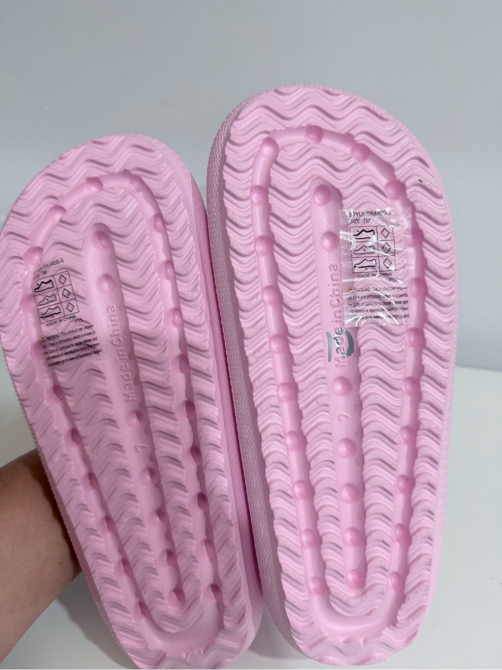 True Religion Pastel Pink Logo Slide Sandals - Picture 3 of 5